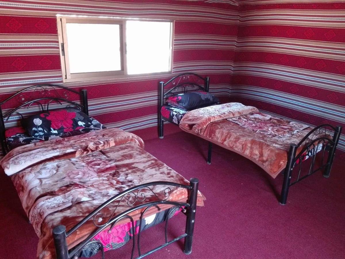 Wadi Rum Local Guide Camp מראה חיצוני תמונה