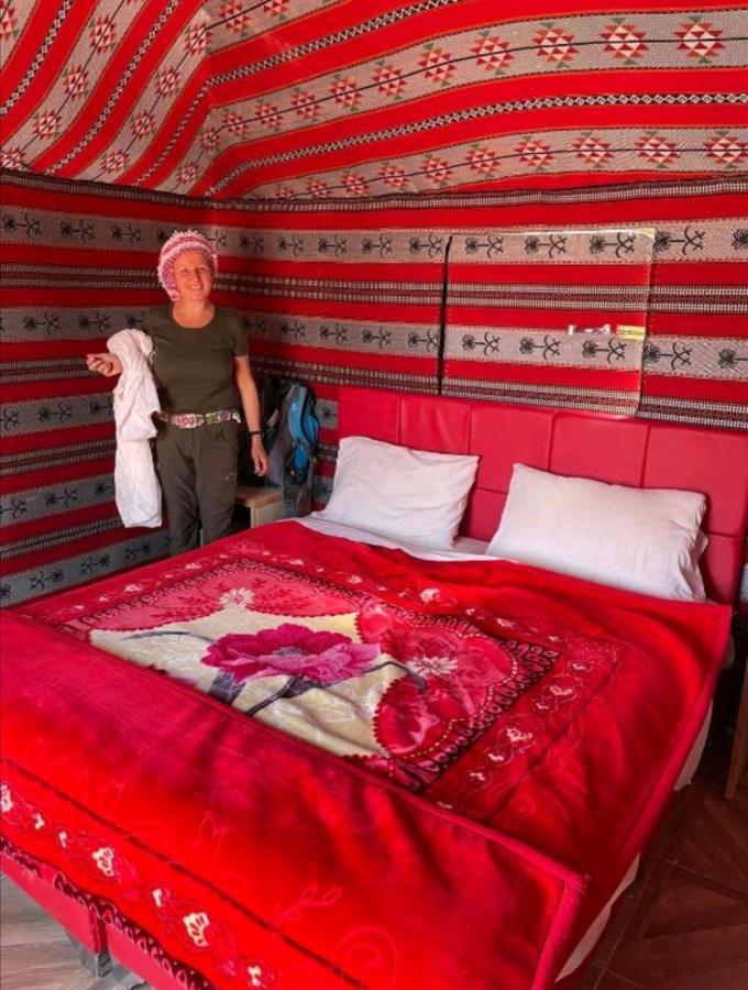 Wadi Rum Local Guide Camp מראה חיצוני תמונה